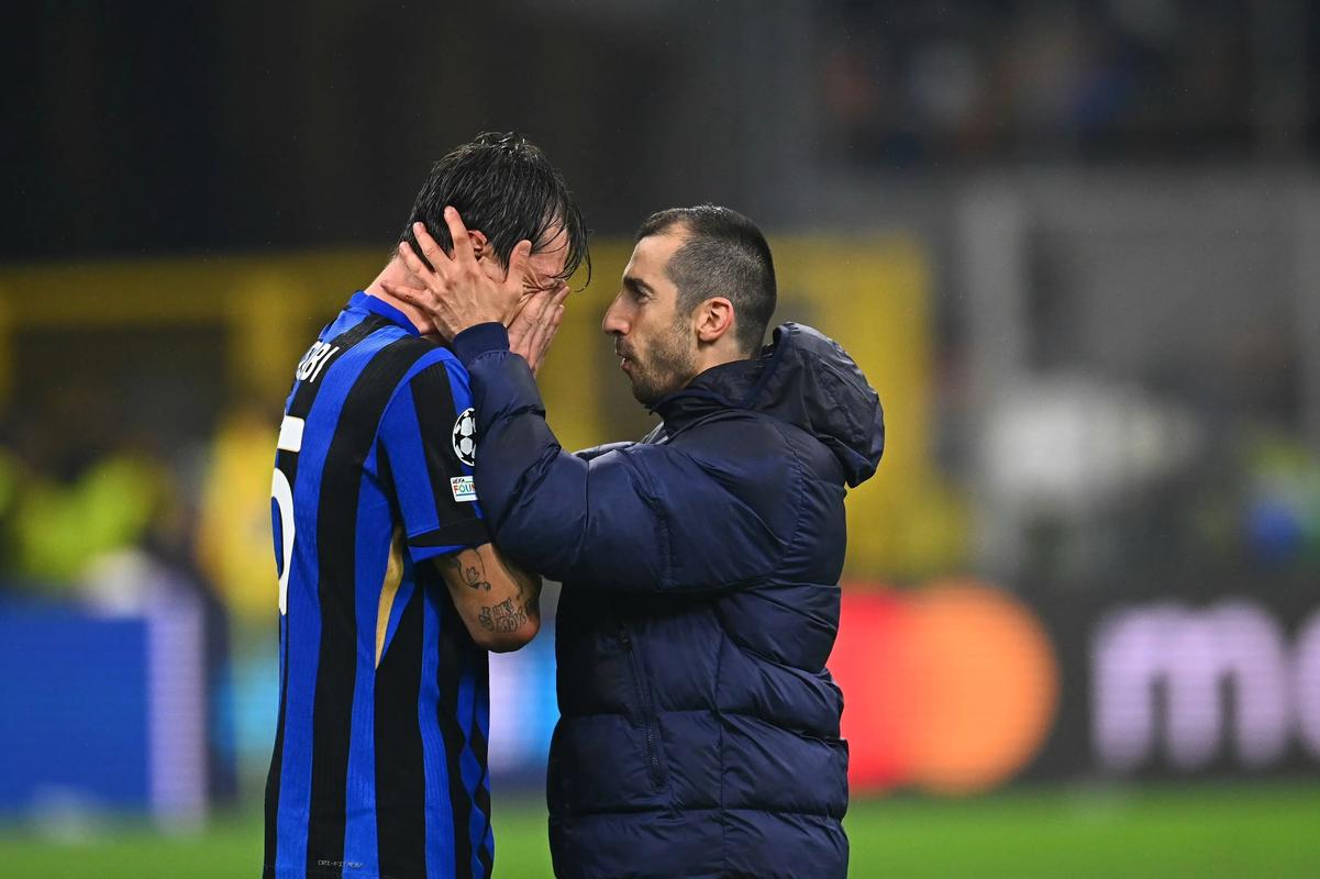 官方：巴萨18岁前锋迪亚拉接受手术，预计恢复期为五个月（巴萨官宣：18岁前锋迪亚拉已接受手术，预计康复需五个月）