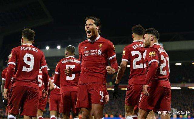 抡圆了扣篮！琼斯中路切入接刘泽一分球 上演滑翔单臂劈扣（琼斯中路突破接刘泽一分球，滑翔单臂劈扣点燃全场）