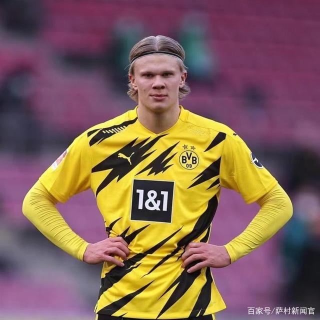 亚足联官方：成都蓉城因在亚冠单场5人染黄被罚款2500美元（亚足联通报：成都蓉城因亚冠单场5黄被罚2500美元）