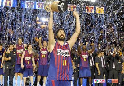 官方：英格兰名哨奥利弗将执法欧冠皇马客战奥林匹亚科斯（官宣：英格兰名哨奥利弗执法欧冠，皇马客场挑战奥林匹亚科斯）