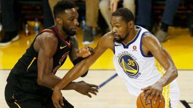 天空体育：水晶宫方面认为冬窗仅有利物浦会尝试签下格伊（天空体育：水晶宫预计今冬仅利物浦会出手求购格伊）