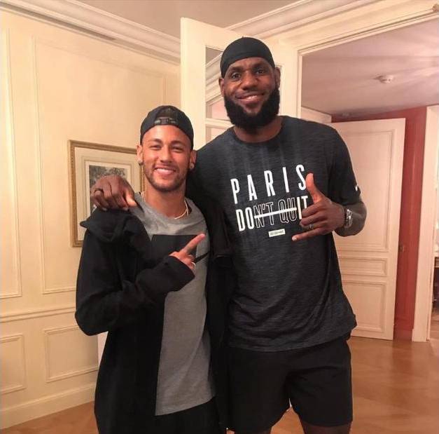 足球报：海港内部鼓励球员放开去打，高层无条件信任穆斯卡特（足球报：海港鼓励球员放开踢，高层对穆斯卡特完全信任）