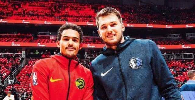 阿森纳主场遭维拉逆转，失去三分，表现不佳，球迷失望。（阿森纳主场被维拉翻盘，三分尽失，低迷表现令球迷沮丧）