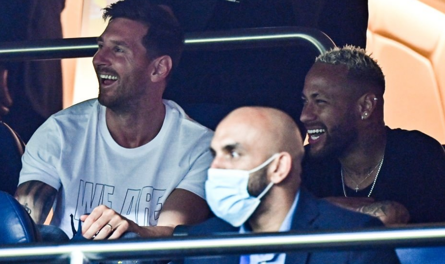 意甲第11轮最佳阵容：劳塔罗领衔，佩7、萨56、贝拉尔迪入选（意甲第11轮最佳阵容出炉：劳塔罗挂帅，佩7、萨56、贝拉尔迪上榜）