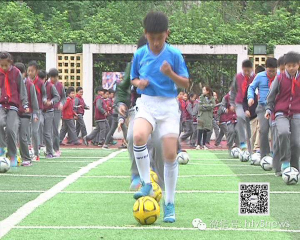 状态火热！浓眉连续4场比赛拿到两双，场均24.5分15板（浓眉状态爆棚：连续4场斩获两双，场均24.5分15篮板）